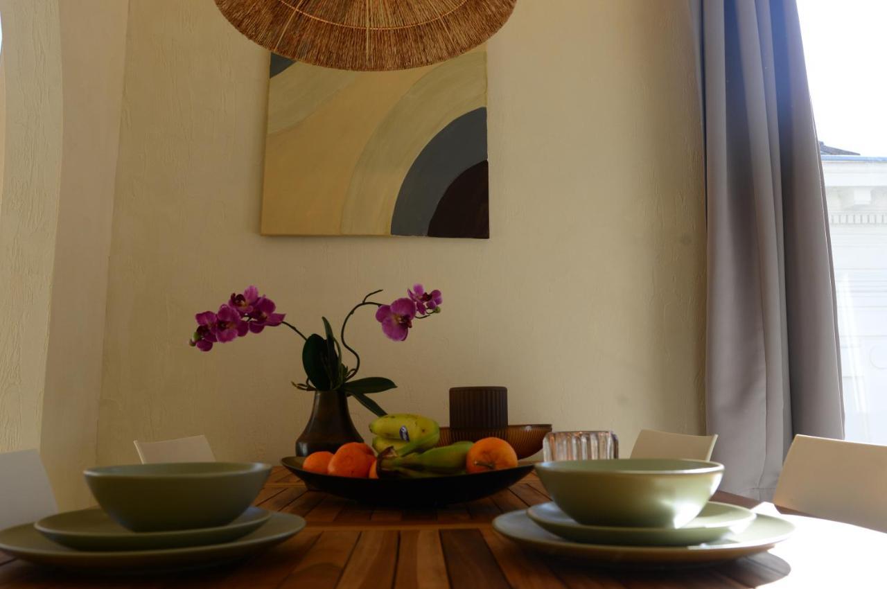 Downtown 2Bdr Apartment Antwerpen Buitenkant foto